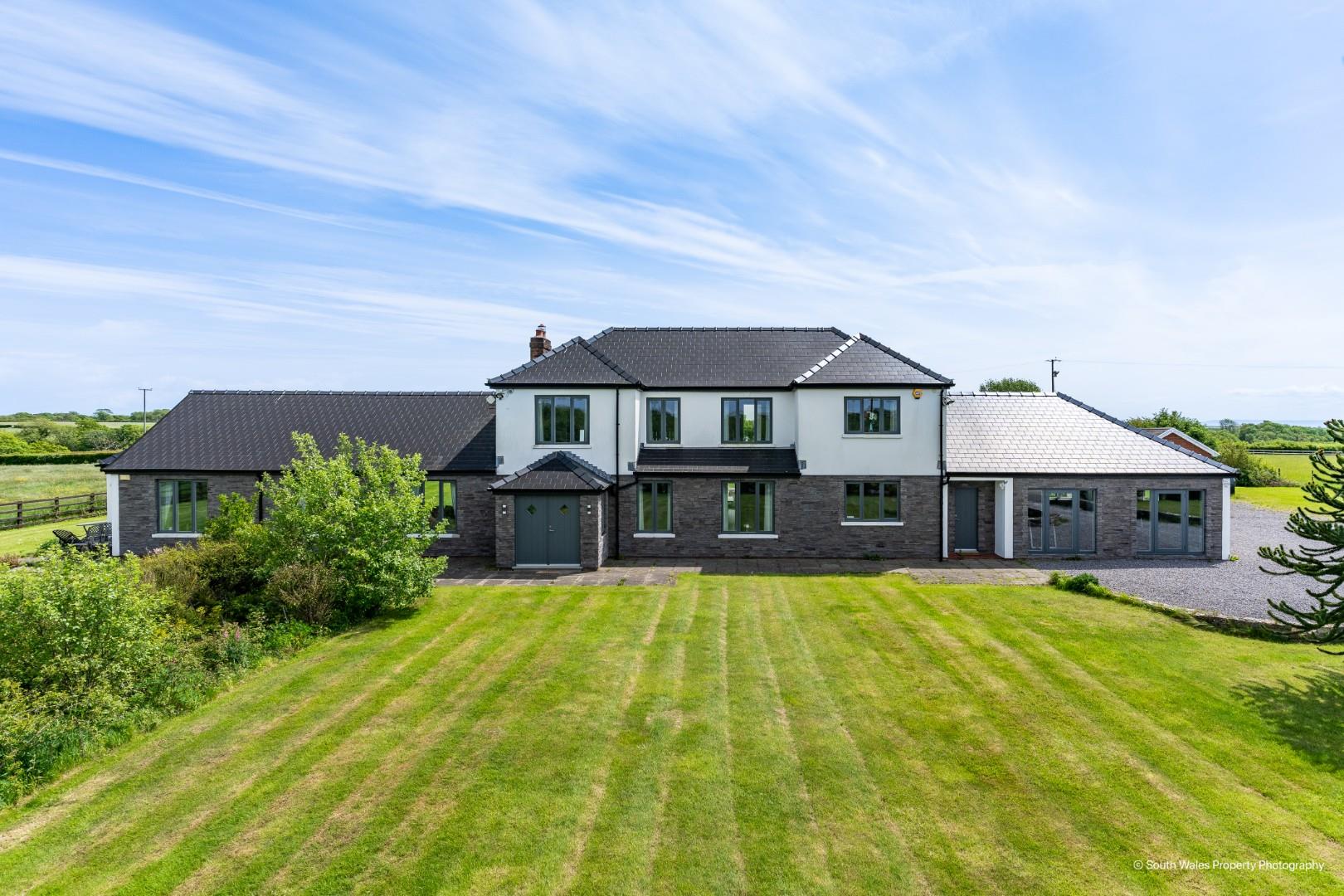 Middle Hill, Nr Llancarfan, Vale Of Glamorgan, CF62 3AD